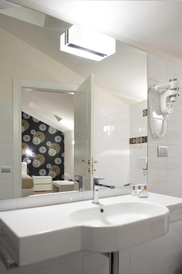 Santa Cesarea Residence Luxury Suite - La Vetta Del Sasso Barisano Matera Exterior foto